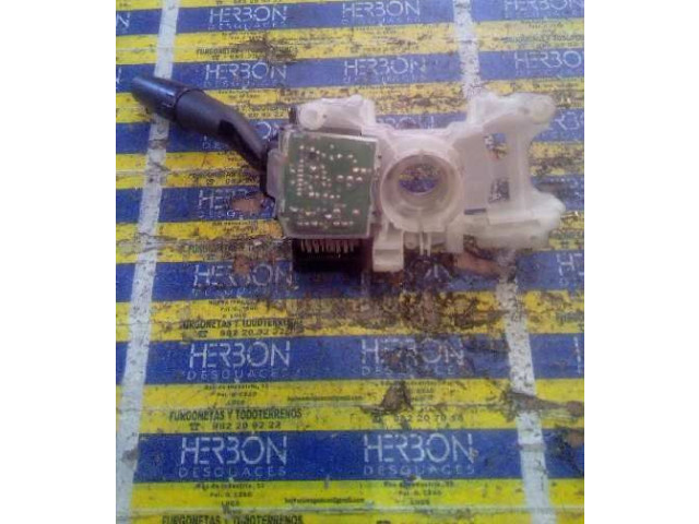 Ручка стеклоочистителей 3740050J2   Suzuki Grand Vitara I