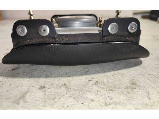 Подушка безопасности водителя Skoda Superb B5 (3U)