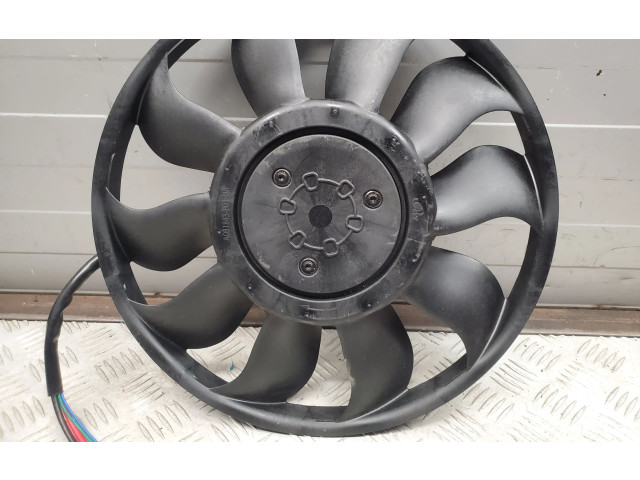 Вентилятор радиатора         Audi Q5 SQ5 