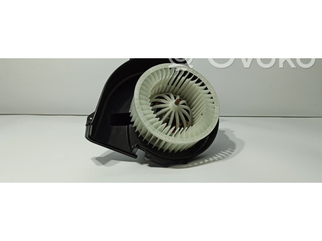 Вентилятор печки    6R1819015A   Skoda Fabia Mk3 (NJ)