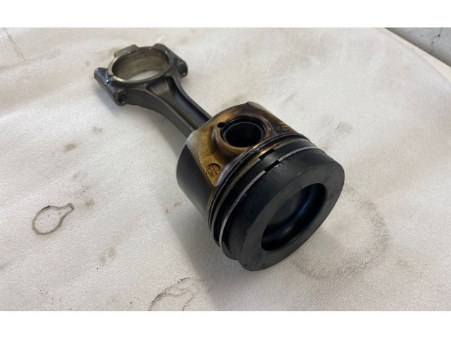 Píst 03la Volkswagen Caddy CAYD