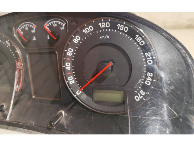 Панель приборов 3U0920810A, 110080116 Skoda Superb B5 (3U)