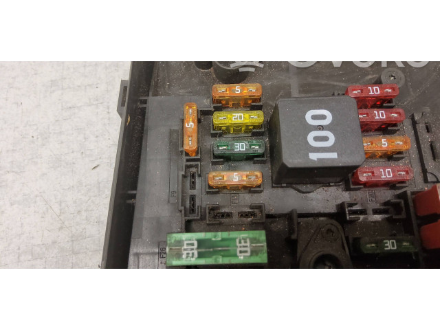 Блок предохранителей 1K0937125D, 1129261116E Skoda Octavia Mk2 (1Z)