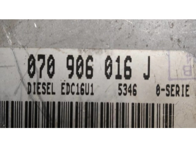Řídící jednotka 070906016J, 1039S03645   Volkswagen Transporter - Caravelle T5 2005