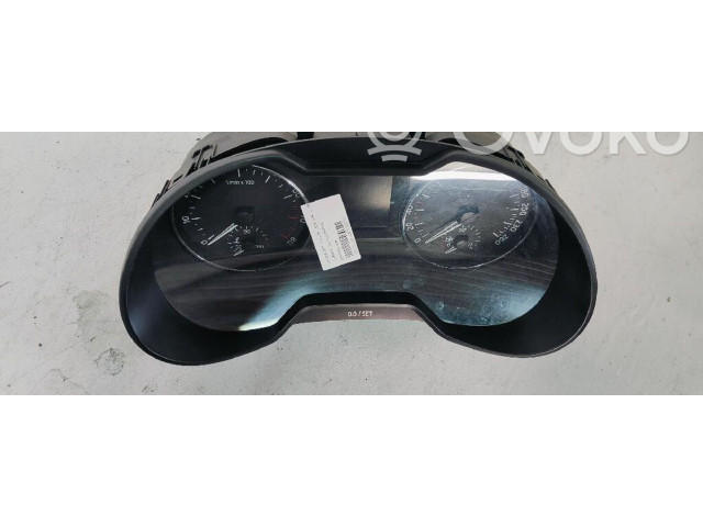 Панель приборов 5E0920720B   Skoda Octavia Mk3 (5E)       