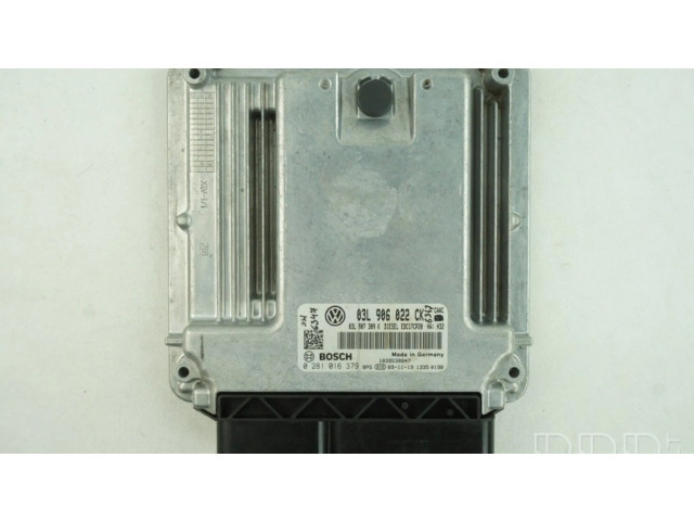 Řídící jednotka 03L906022CK, 0281016379 Volkswagen Transporter - Caravelle T5 2011