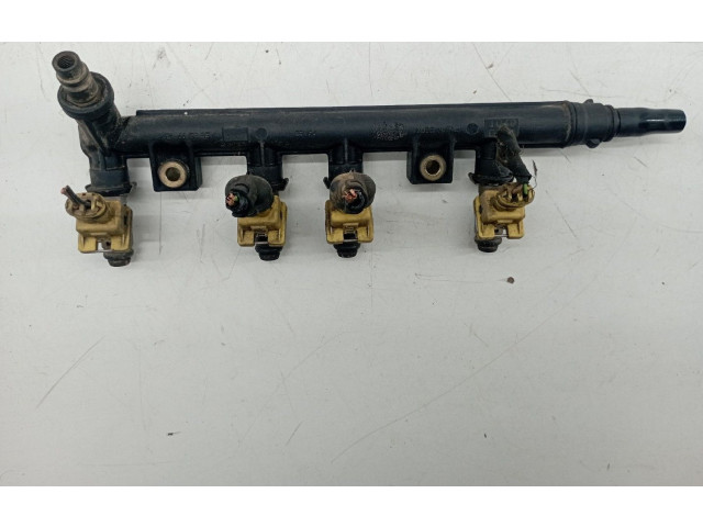 Vstřikovací lišta 3219018301 Fiat Punto (188)