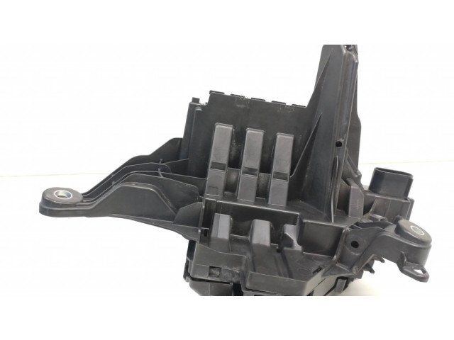   Pojistková skříňka A2135403539, 201027   Mercedes-Benz EQC 2021