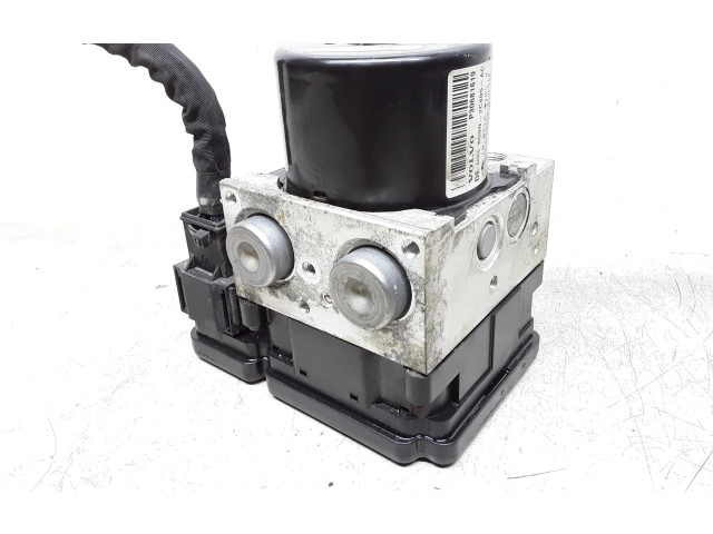 Блок АБС 30681619 Volvo V70 2008 - 2013 года