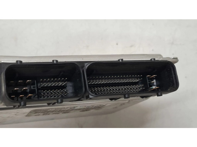 Řídící jednotka 4B0906018DH, 0261207928 Volkswagen PASSAT B5.5 2003