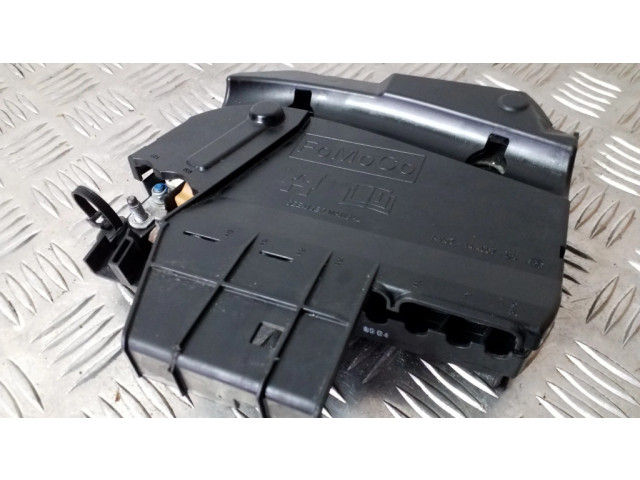 Блок предохранителей AV6T14A067BC   Ford Focus    