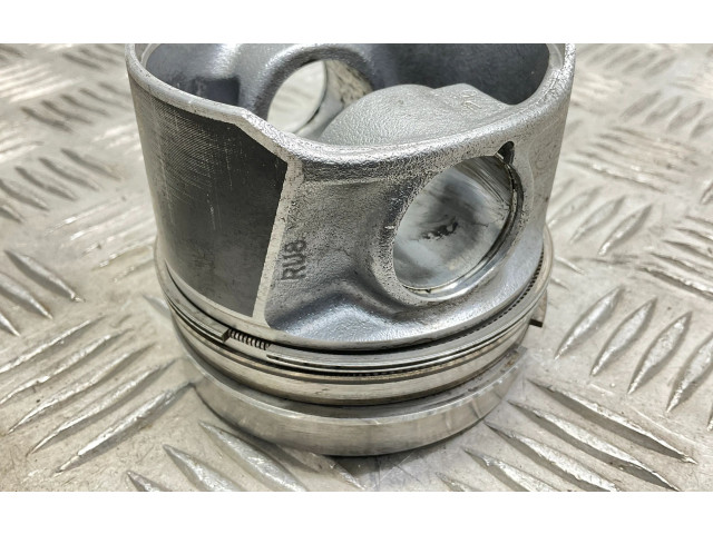 Поршень CLHA 79L121, CLHA Skoda Octavia Mk3 (5E)