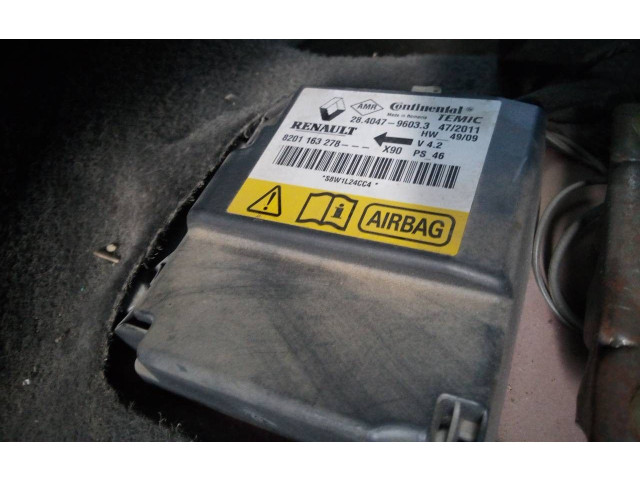 Блок подушек безопасности 8201002828   Dacia Sandero