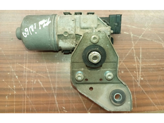 Двигатель стеклоочистителей Renault Twingo II 2007 - 2014 года 0390241541