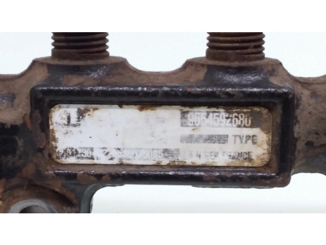 Vstřikovací lišta 9654592680 Ford Fiesta pro naftový motor 1.4