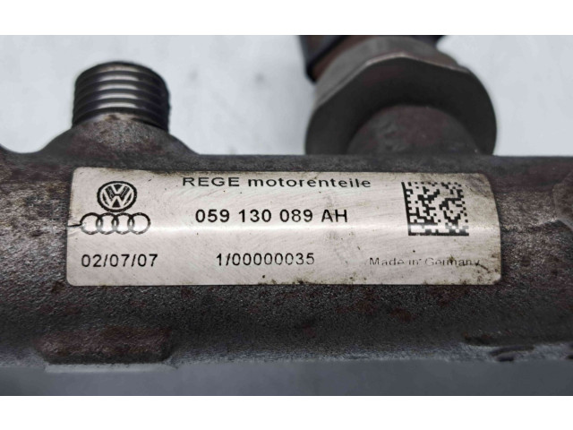 Топливная рампа 059130089AH   Audi A5 8T 8F  