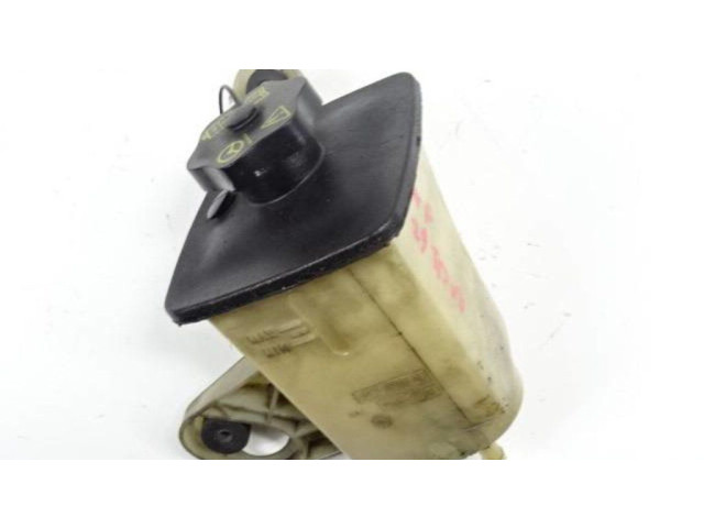 Бачек жидкости усилителя руля