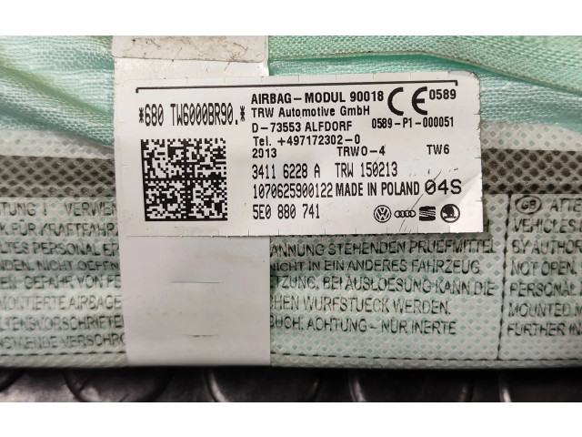 Боковая подушка безопасности 5E0880741 Skoda Octavia Mk3 (5E)
