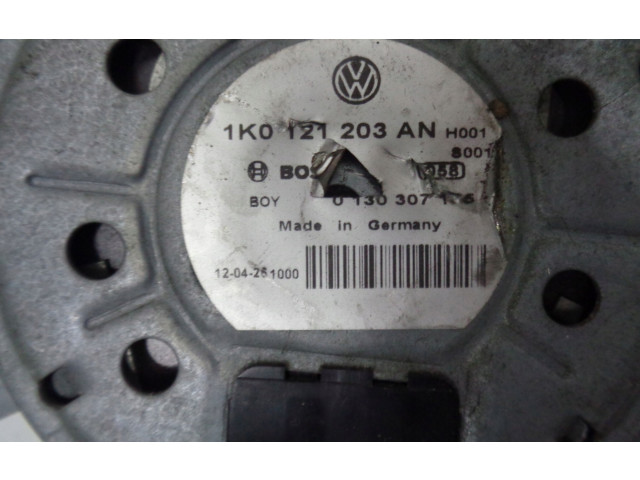 Вентилятор радиатора 1K0121203AN, 1137328616 Skoda Octavia Mk2 (1Z) 1.6