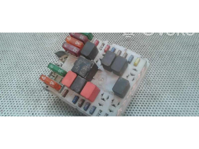 Блок предохранителей 46558759 Alfa Romeo 166
