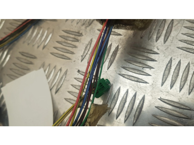 Зеркало электрическое правое Citroen C4 I 2004-2010 года