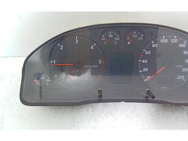 Панель приборов 8d0919033b, 8D0919033B Audi A4 Allroad