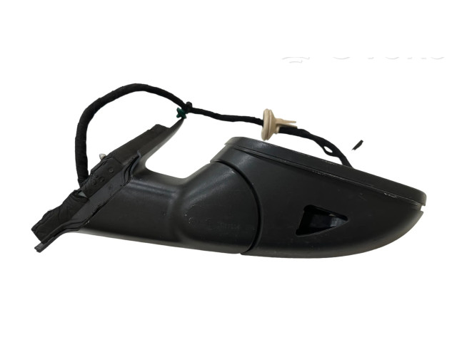 Зеркало электрическое правое Skoda Karoq 2017- года