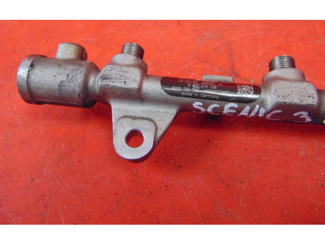 Топливная рампа    Renault Megane III  