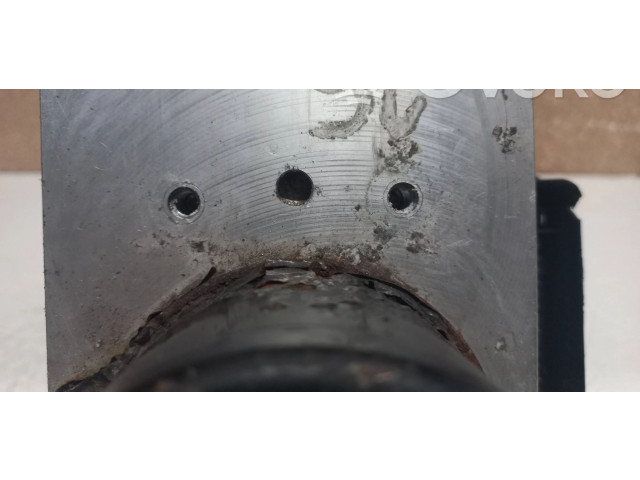 Блок АБС 8671224   Volvo  V70  2005 - 2008 года