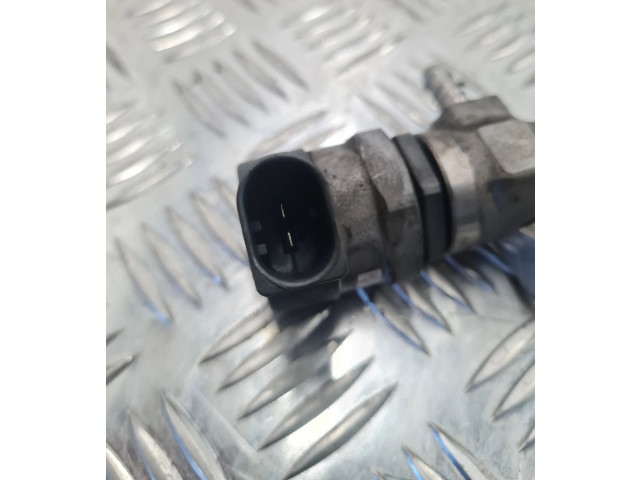 Топливная рампа 04L089B, 04L089B Volkswagen Golf VI