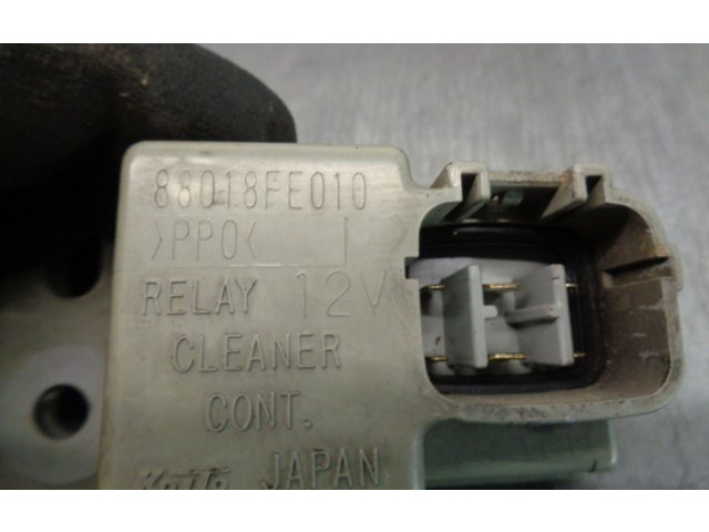 Блок предохранителей 88018FE010 Subaru Forester SH