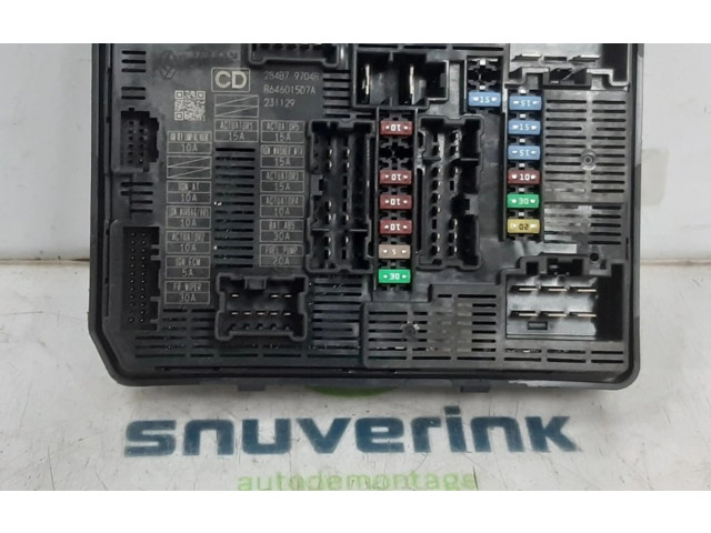 Ящик предохранителей (комплект) 284B79704R, 284B79704R Renault Kangoo III