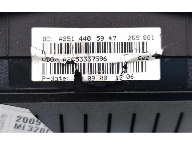 Přístrojová deska  Mercedes-Benz ML W164 2009 A2514405947  