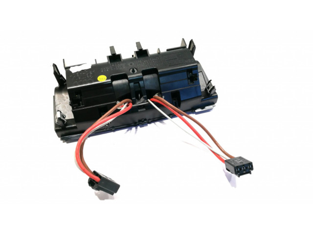 12 V гнездо (сзади)