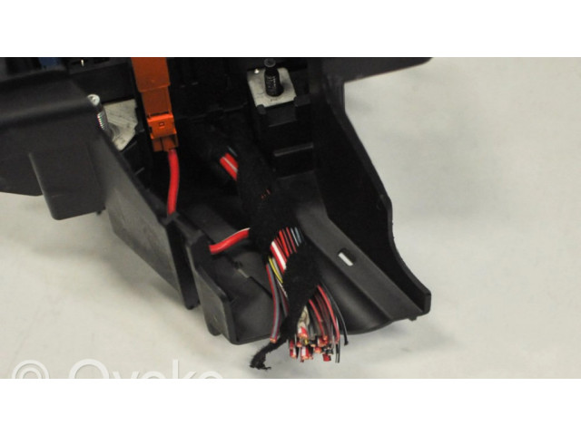   Pojistková skříňka A0025428019   Mercedes-Benz GL X166 2015