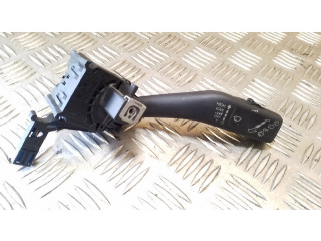 Ручка стеклоочистителей