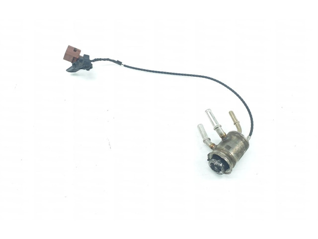 Форсунка 05L131113J, 05L131113J    Skoda Octavia Mk4  DTRD 