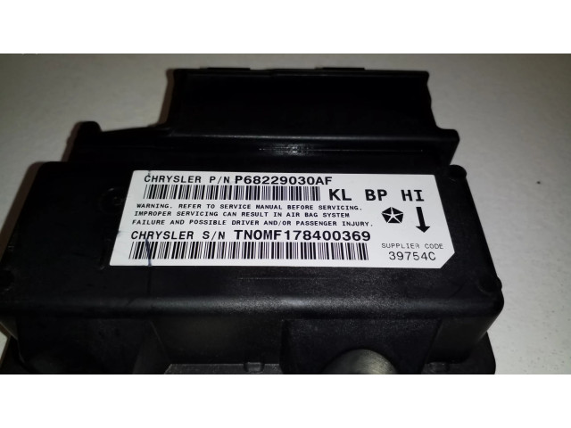 Блок подушек безопасности P68229030AF   Jeep Cherokee