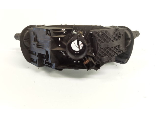 Ручка стеклоочистителей 88100070475, 8200243418A Renault Clio III