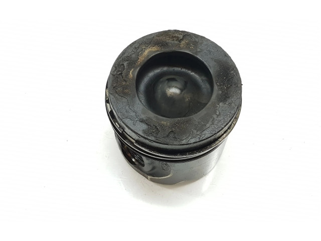  Поршень с шатуном  PISTON204DTD, 204DTD  Land Rover Discovery Sport  