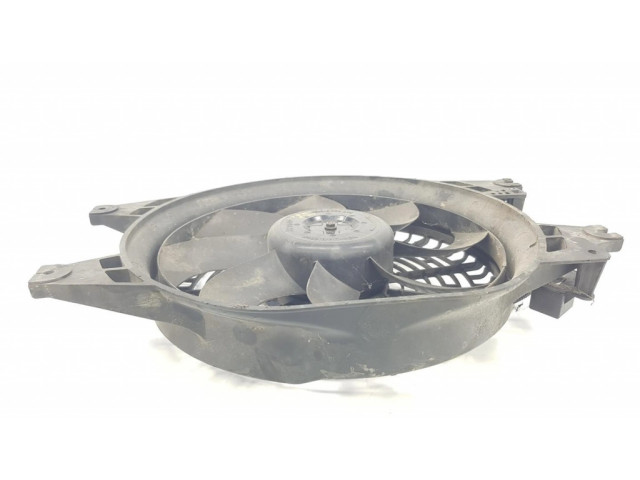 Вентилятор радиатора     977303E000    KIA Sorento 2.5