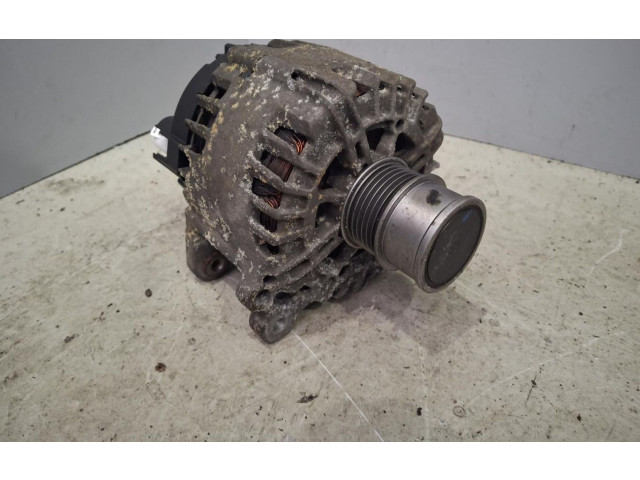 Генератор 04C903023M Skoda Yeti (5L)