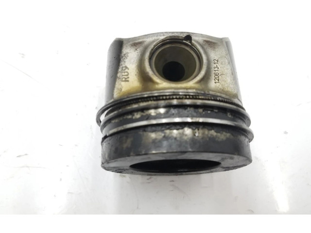 Поршень с шатуном 04L107065D, 04L107065D Volkswagen Golf VII