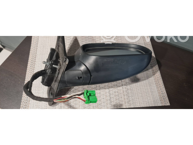 Зеркало электрическое правое Volvo V70 2000-2004 года
