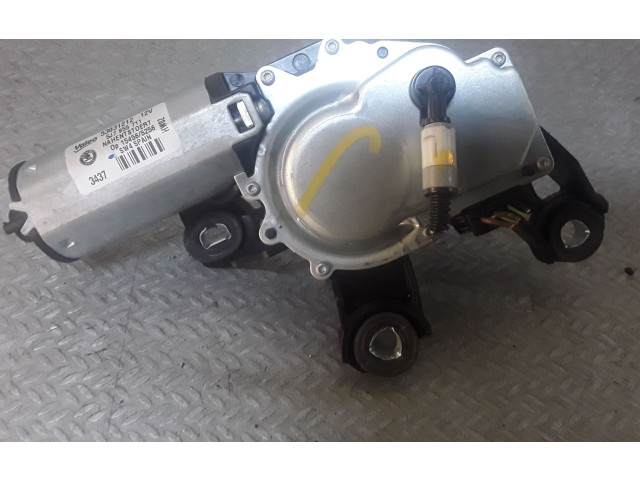 Моторчик заднего дворника 5J7955711, 53031212 Skoda Fabia Mk2 (5J)