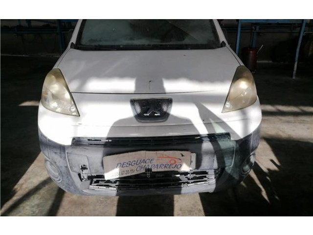 Зеркало (механическое)       Peugeot Partner  2008 - 2014 года   