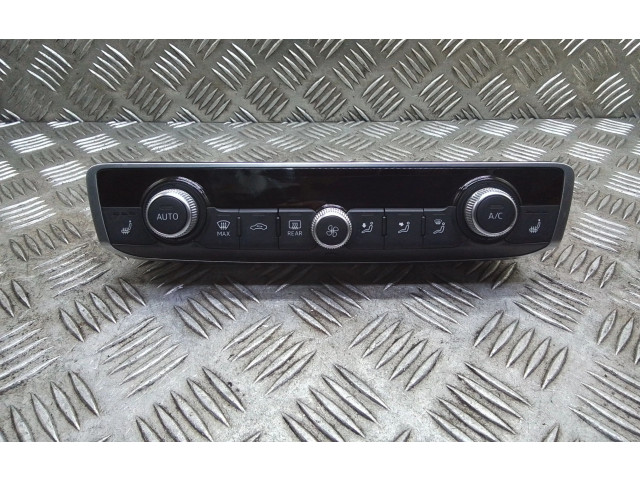 Блок управления климат-контролем 8V0820043D   Audi RS3
