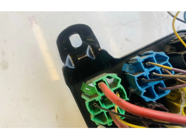 Pojistková skříňka Renault Espace II 1993