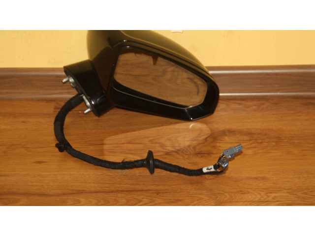 Зеркало электрическое        Volvo V60  2018 -  года   