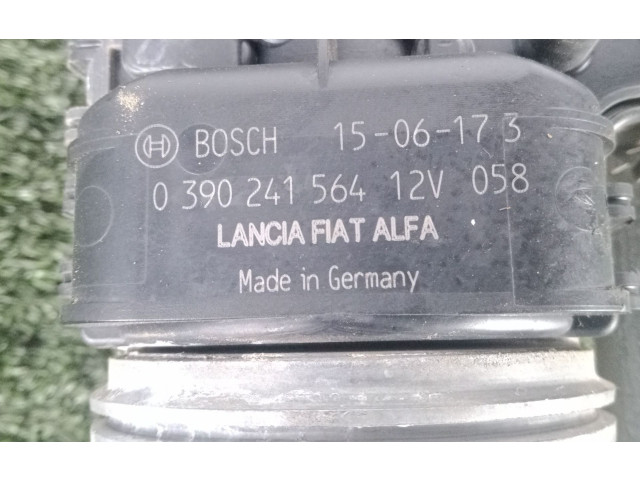 Моторчик дворников BOSCH Opel Combo D